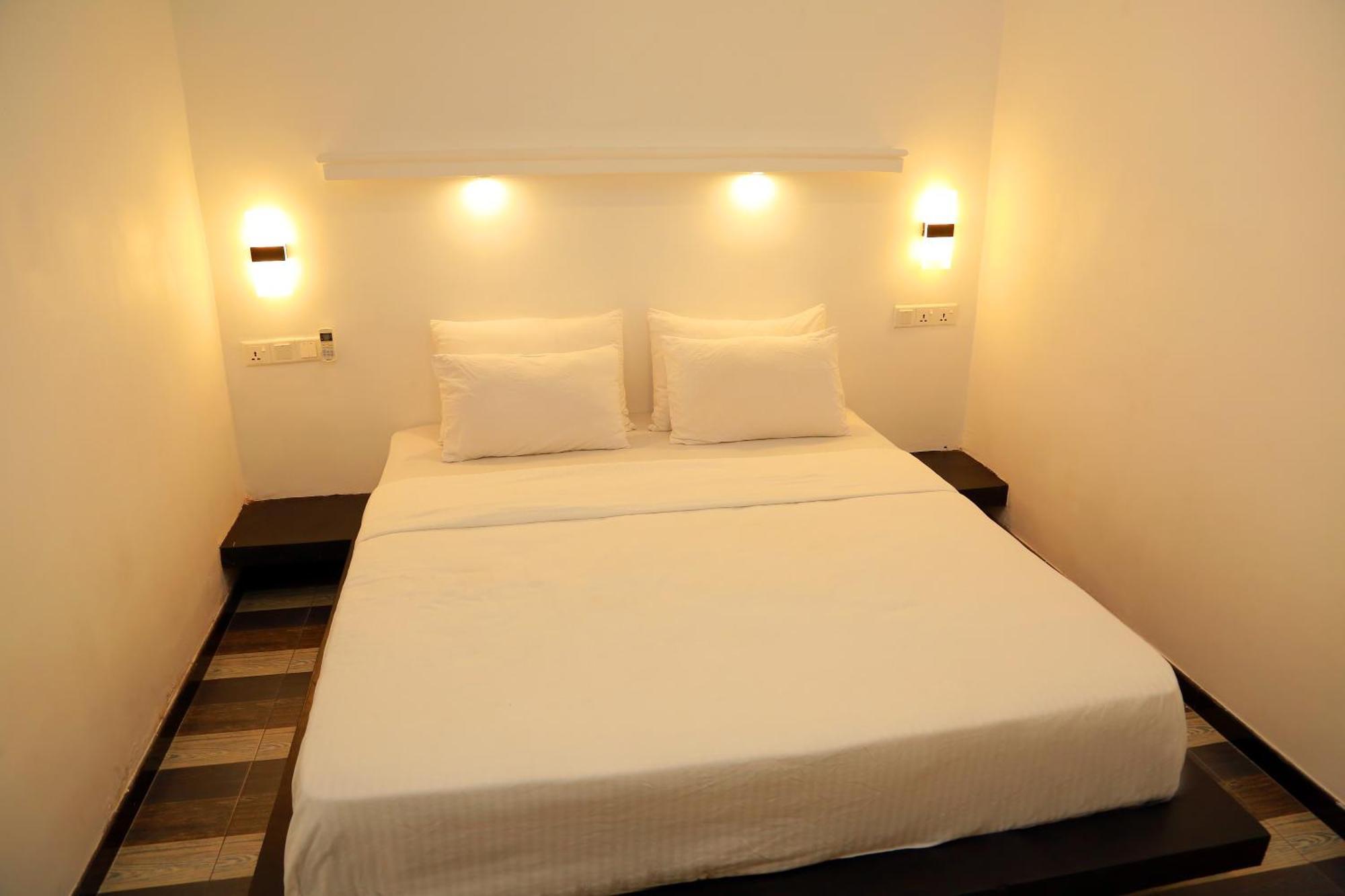 Midigama Holiday Inn Exterior foto